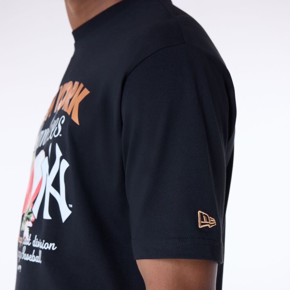 New Era MLB NY Yankees Fruit Graphic T-shirt - Image 3
